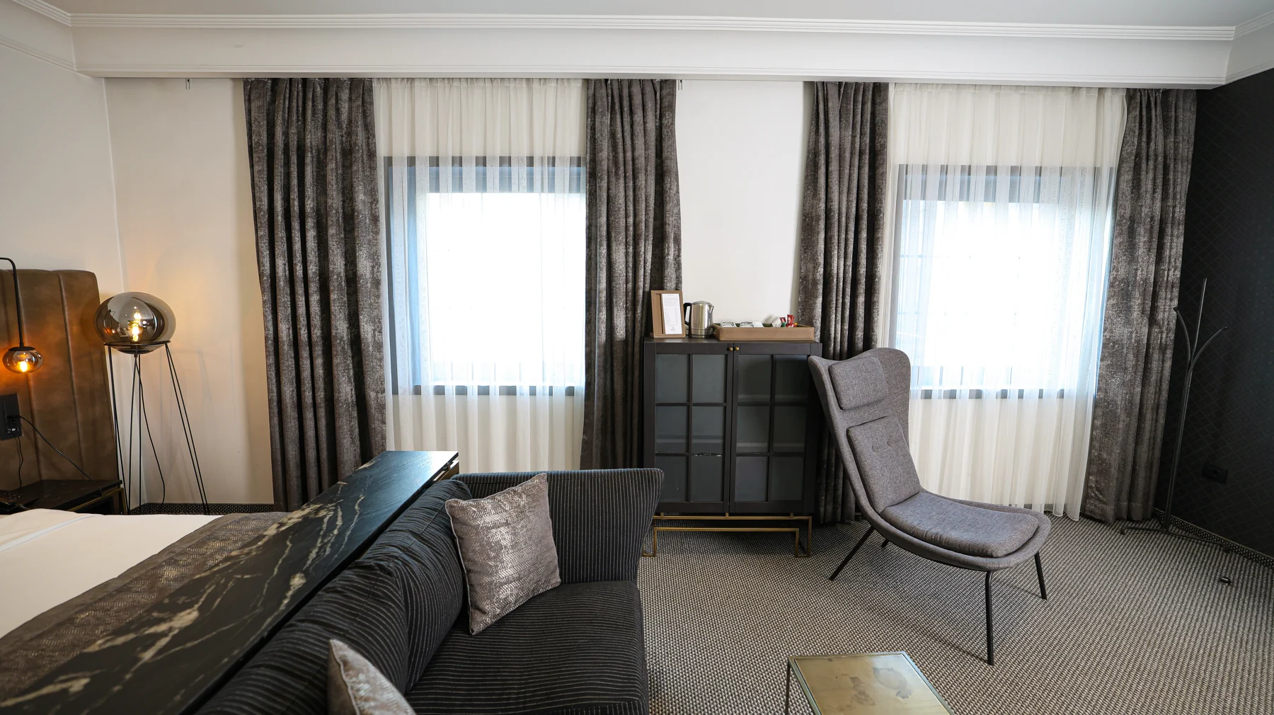 deluxe junior suite — Detaj i hapësirës